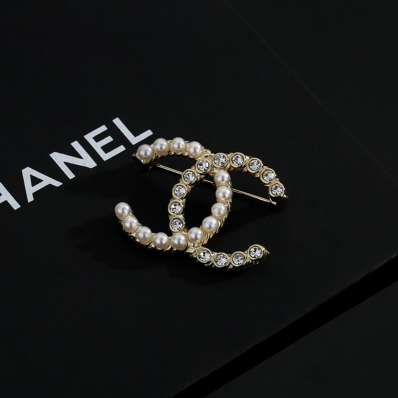 Chanel Brooch 05yxs166